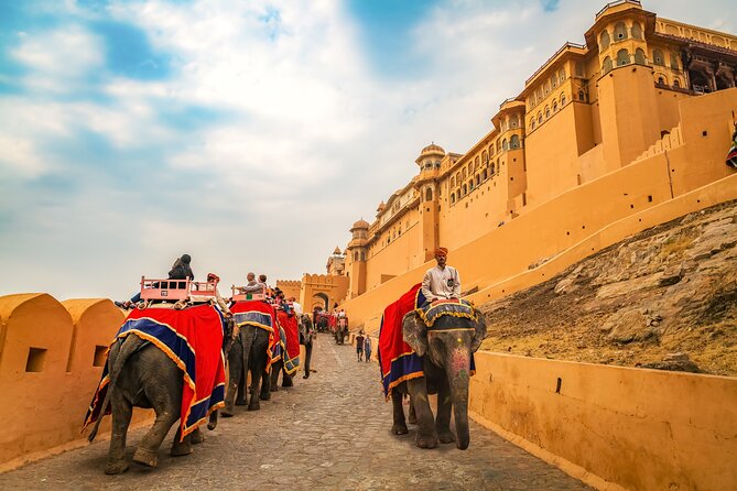 Golden Triangle Tour - Day 1: Arriving in Delhi and getting settled