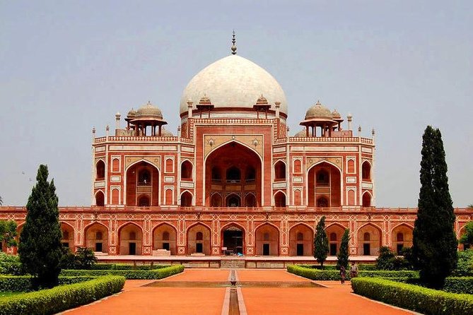 Golden Triangle with Wildlife and Royal Castle Stay - Day 1: Delhi’s Mughal monuments and national symbols