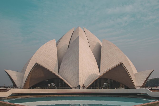 Half-Day Delhi Temple Tour with Pick-Up & Drop-Off - A useful introduction to Delhi’s religious life