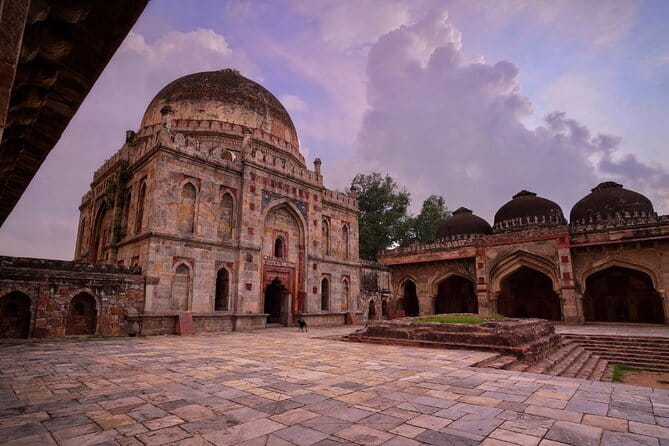 Half-Day Premium Delhi Heritage Cycling Tour - An Illustrious Tryst with time - Safdarjung Tomb and the last Mughal chapter
