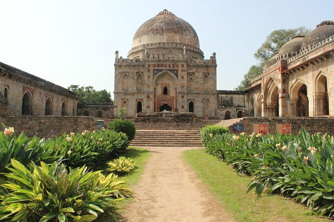 Half Day Private New Delhi City Tour - Starting at Lotus Temple