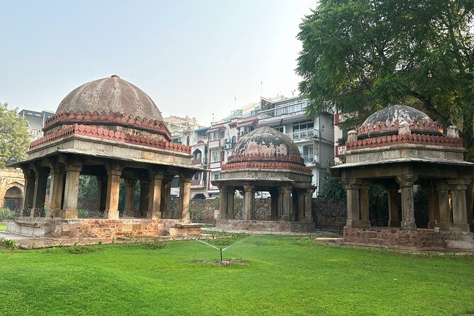 Hauz Khas Village: A Self Guided Walking Tour - Key points at a glance