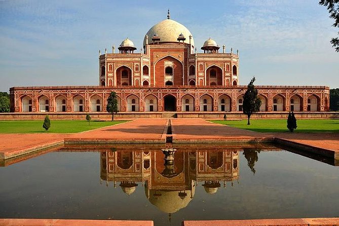Heritage Tour in Delhi - Jama Masjid adds a living religious site