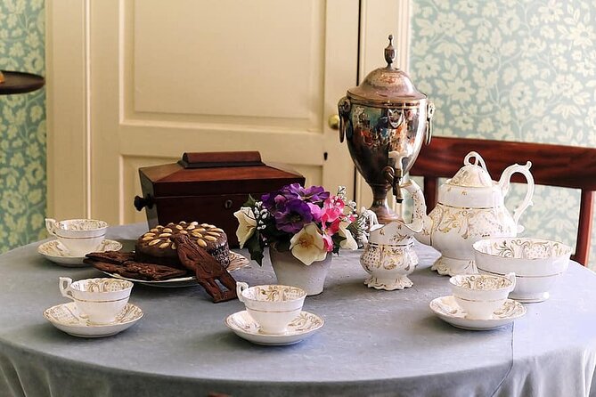 High Tea At The Atrium Restaurant, Imperial Hotel, New Delhi - The corridors are part of the attraction