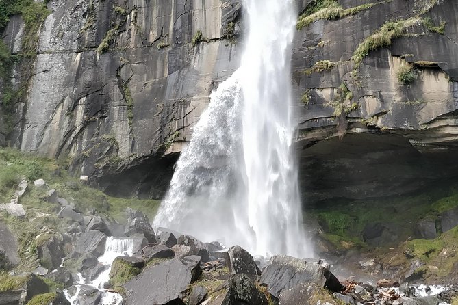 Himachal Tour Package - Day 1: Delhi to Shimla, with the mountain route ahead