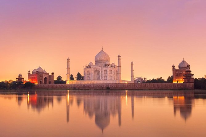 India Golden Triangle Tour 03 Nights 04 Days with Accommodation - Day 2: The Taj Mahal and Agra Fort