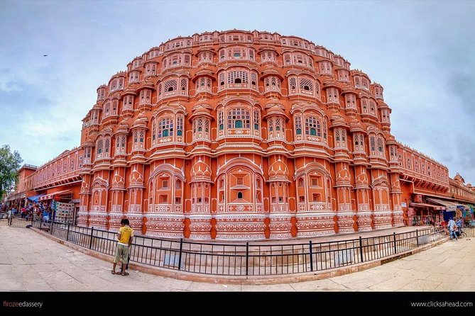 Jaipur City Private Day Tour From Delhi By Car-All Inclusive Tour - Hawa Mahal and the first look at Jaipur