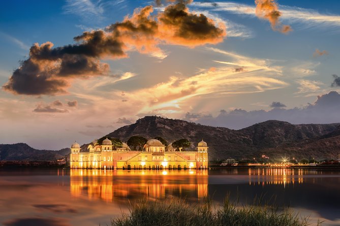 Jaipur Day Trip from Delhi by Car or Train – All Inclusive - Car or train: which Jaipur journey suits you?