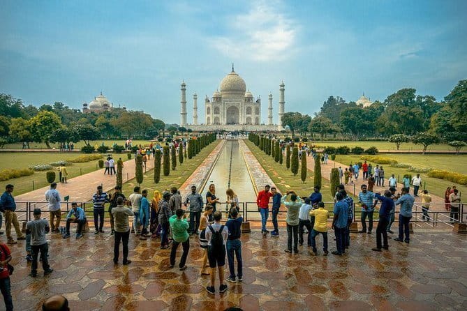 Jaipur Private Day Tour From Delhi With All inclusive - Hawa Mahal and the 953 windows
