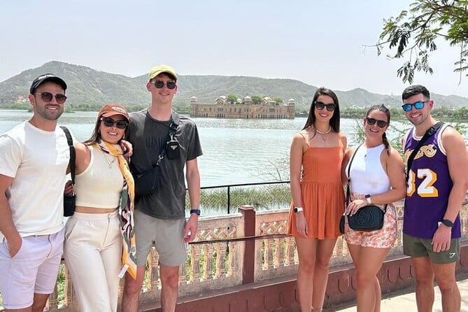 Jaipur Private Day Tour From Delhi With All inclusive - Jal Mahal, a short stop beside the lake