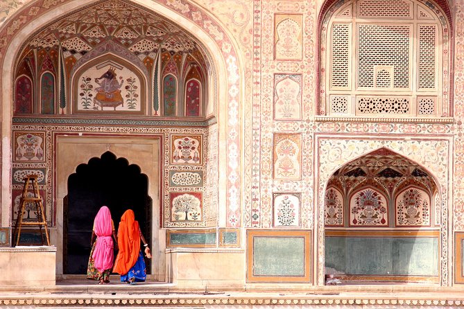 Luxury Golden Triangle Tour with Oberoi Hotels - Day 1: India Gate and your Delhi arrival