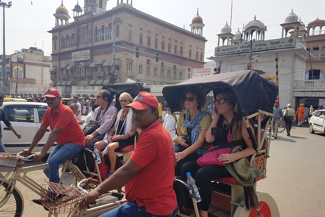 Luxury Rickshaw Tour of Old Delhi - Riding through Chandni Chowk and its side markets
