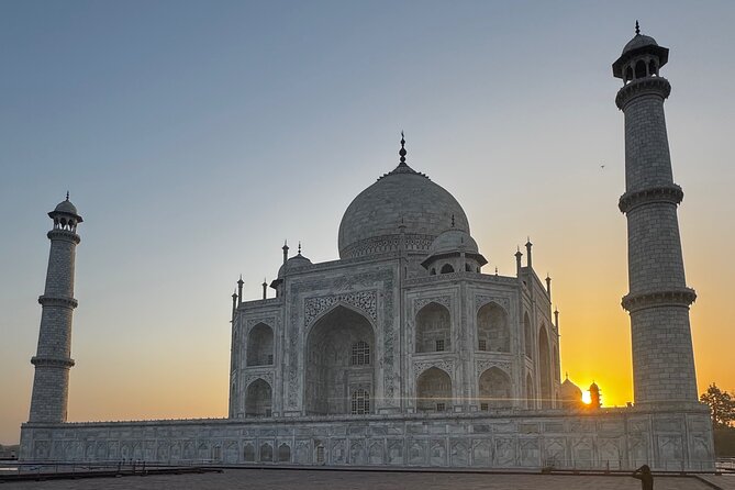 Luxury Taj Mahal Tour By SUPERFAST Train From Delhi - What the Private Format Means