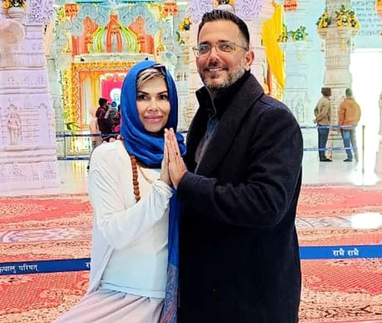 Magical Mathura Vrindavan Tour: Krishna's Homeland - Banke Bihari Temple, the day’s most intense stop