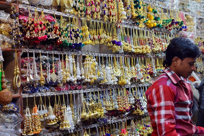 Masterji Kee Haveli Walk - Old Delhi Bazaar & Food Walk - Getting from your hotel to Chawri Bazar