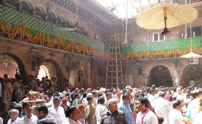 Mathura Vrindavan Divine Love Journey of Radha Krishna From Delhi - Why This Krishna Pilgrimage Makes Sense From Delhi