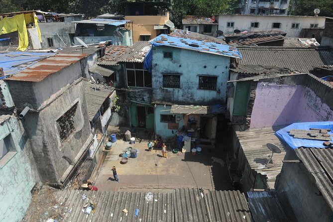 Moral Slum Tour in Delhi with hotel pickup & drop - Entering Sanjay Colony with the right expectations