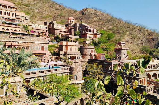 Neemrana Fort visit with Lunch From Delhi - What the $120 price really covers