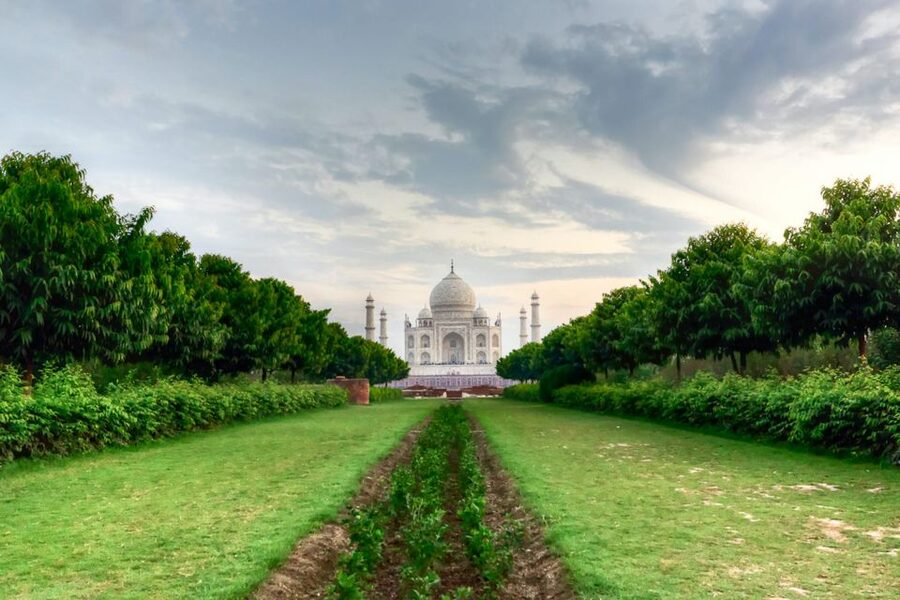 New Delhi: 2-Day Tour of Agra & Fatehpur by Superfast Train - Why the train makes this two-day Agra trip work