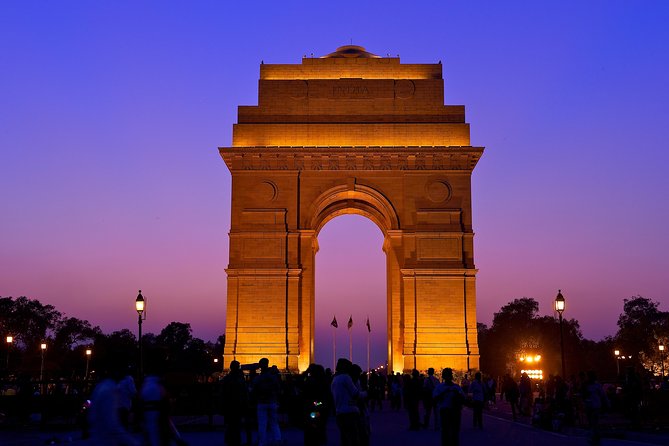 New Delhi and Old Delhi Private Tour 4-8 Hours - Customizable - Chandni Chowk is best seen from a rickshaw