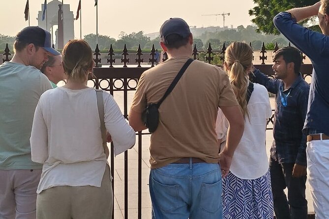New Delhi and Old Delhi Tour Full Day - India Gate and the ceremonial avenues