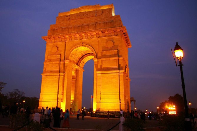 Night View of Delhi Tour - 4 Hrs - India Gate gives the tour its best night view