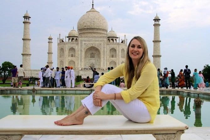 Old and New Delhi Private City Tour - The Red Fort is a photo stop, not an interior visit