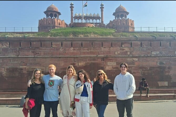 Old And New Delhi Private Guided Tour With Entrances- 8 Hours - Key points at a glance