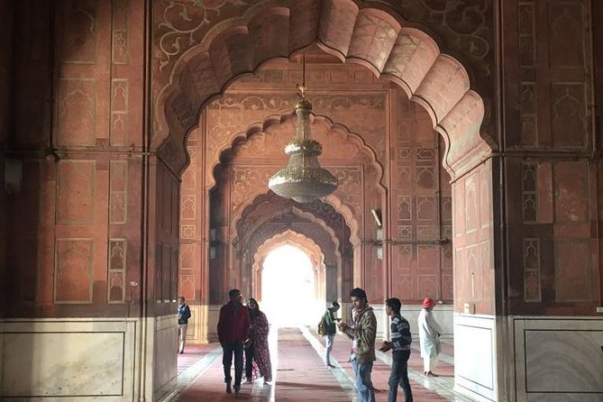 Old and New Delhi Sightseeing Tour with Rickshaw Ride - The rickshaw ride through Old Delhi