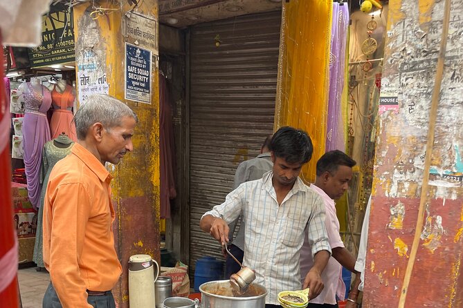 Old Delhi 15+ Food Tasting Walking Experience - Jalebi, kulfi, and the sweet finish