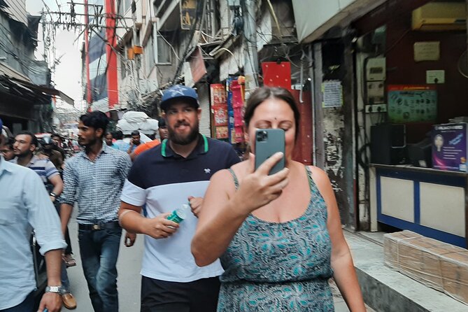 Old Delhi Haveli Visit and Bazaar Walk Tour - Meeting at Lal Quila metro station