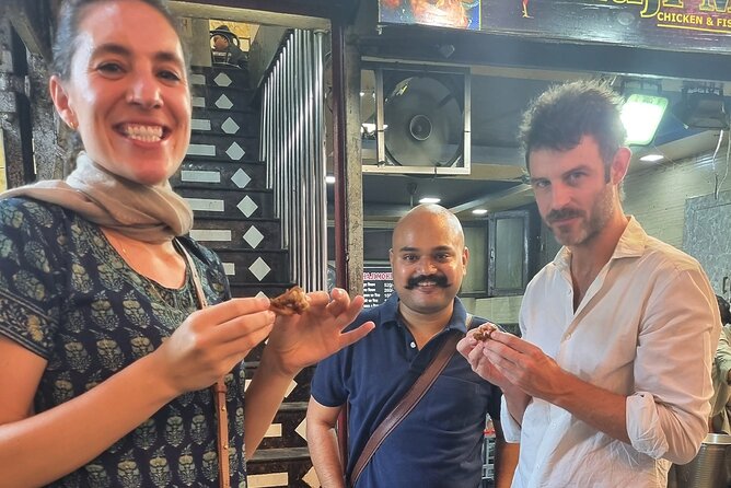 Old Delhi Night Food Tour - Kitchens & Local Stories - Food safety and dietary planning