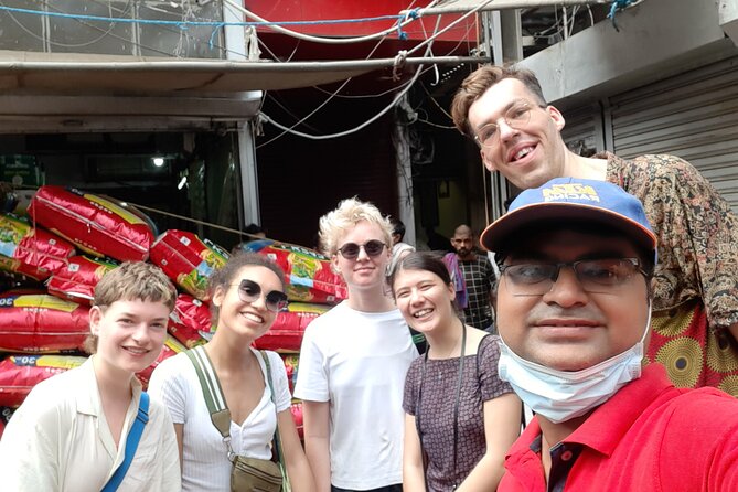 Old Delhi's heritage, Spice market, Masala Chai & food sampling - Kinari Bazar and the first savory bite