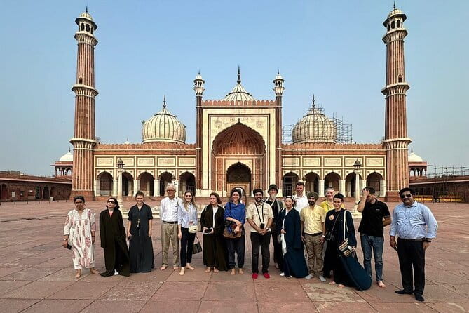 Old Delhi Walking Tour: Food, Culture & Spice Bazaars - Why this Old Delhi walk works so well