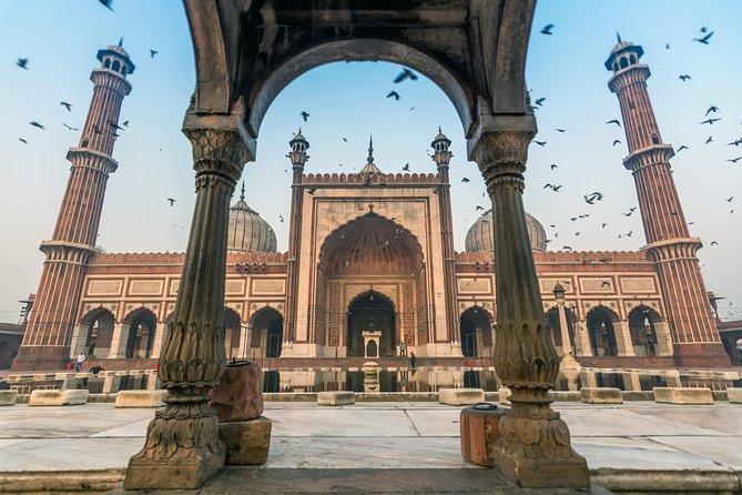 Old & New Delhi City Tour – Half or Full Day Options Available - Khari Baoli and the smell of Delhi’s spice trade