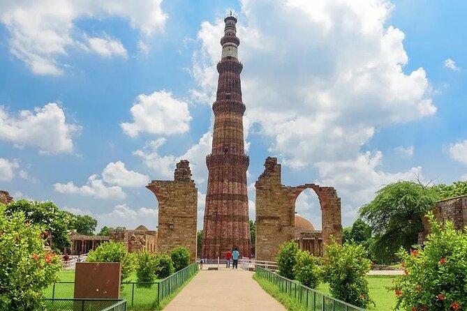 Old & New Delhi City Tour with Full or Half Day Options - Jama Masjid and the first look at Old Delhi