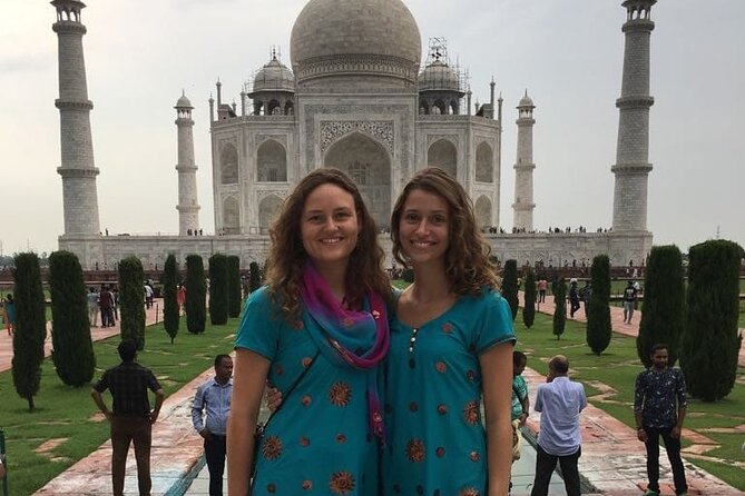 Overnight Agra Tour 2 days - Fatehpur Sikri is an optional addition, not a free extra