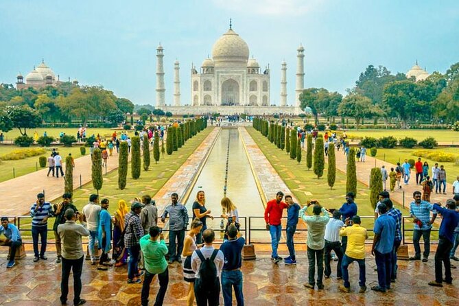 Overnight Taj Mahal Tour By car - Day one: the Taj Mahal, Agra Fort, and sunset views