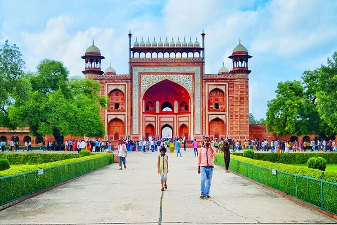 Overnight Taj Mahal Tour By car - What the private car adds