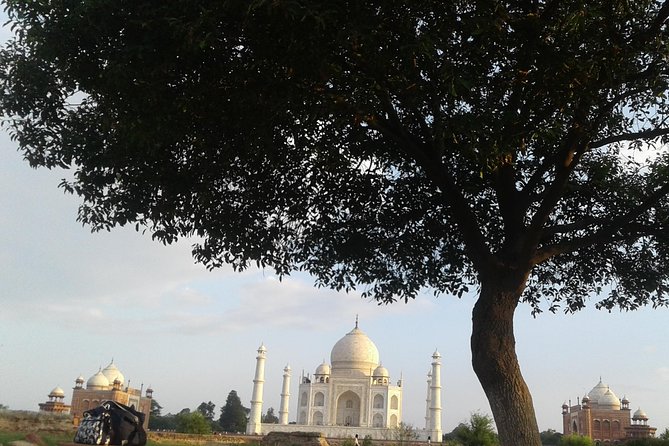 Overnight tour of Agra Taj Mahal Sunset & Sunrise from Delhi - A night at DoubleTree by Hilton Agra