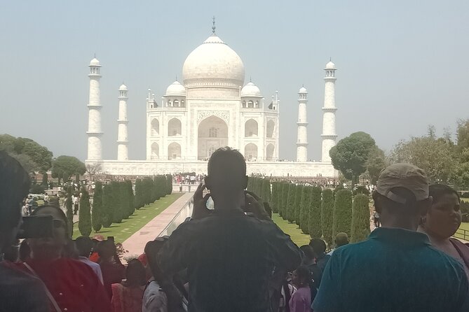 Platinum Luxury Agra Tour Taj Mahal, Agra Fort from Delhi by Car - What the $107 price really covers