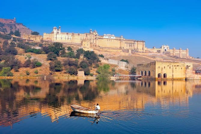 Private 4 Days Golden Triangle Tour From Delhi - Day 4: Jaipur’s palaces and practical astronomy
