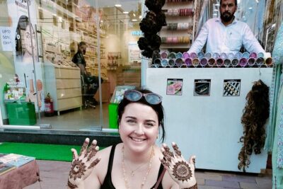 Private Customized Delhi Shopping Tour with Female Consultant