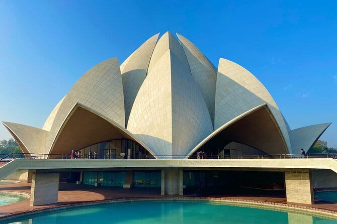 Private Customized Tour Of Old/New Delhi Spiritual Sites - A useful first look at the Delhi route