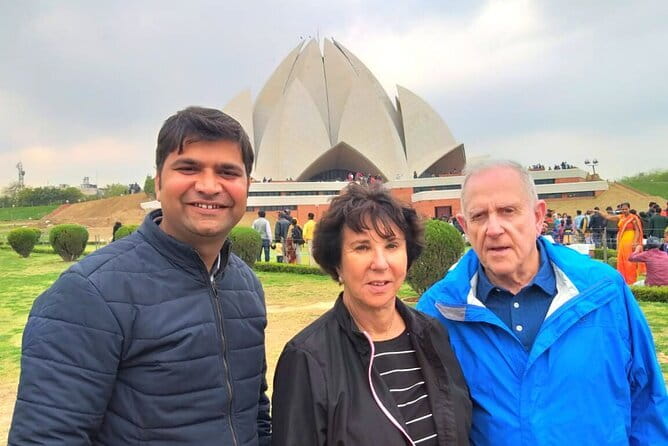 Private Customized Tour Of Old/New Delhi Spiritual Sites - Lotus Temple closes the religious circuit