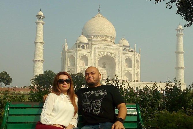 Private day tour from Delhi to Taj Mahal and Agra Fort with guide - Agra Fort and the Mughal power story