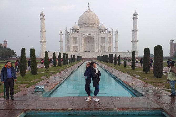 Private Day Tour of Taj Mahal by India's Fastest Train or Car - All Inclusive - Gatimaan Express or air-conditioned car
