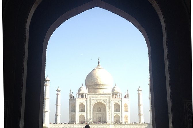 Private Day Tour of Tajmahal From New Delhi Including Agra Fort and Baby Taj - Vehicle choices for couples, families, and larger groups