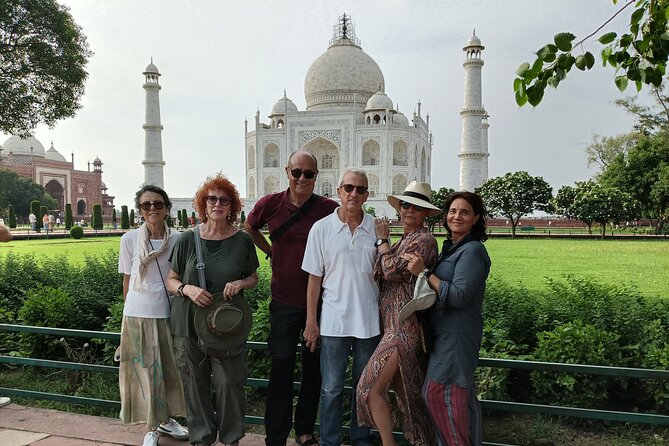 Private Day Tour to Taj Mahal and Agra fort from Delhi - The 6:30 a.m. pickup and three-hour drive