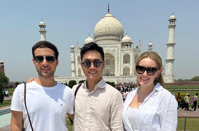 Private Day Tour to Taj Mahal and Agra fort from Delhi - Marble inlay, demonstrations, and shopping